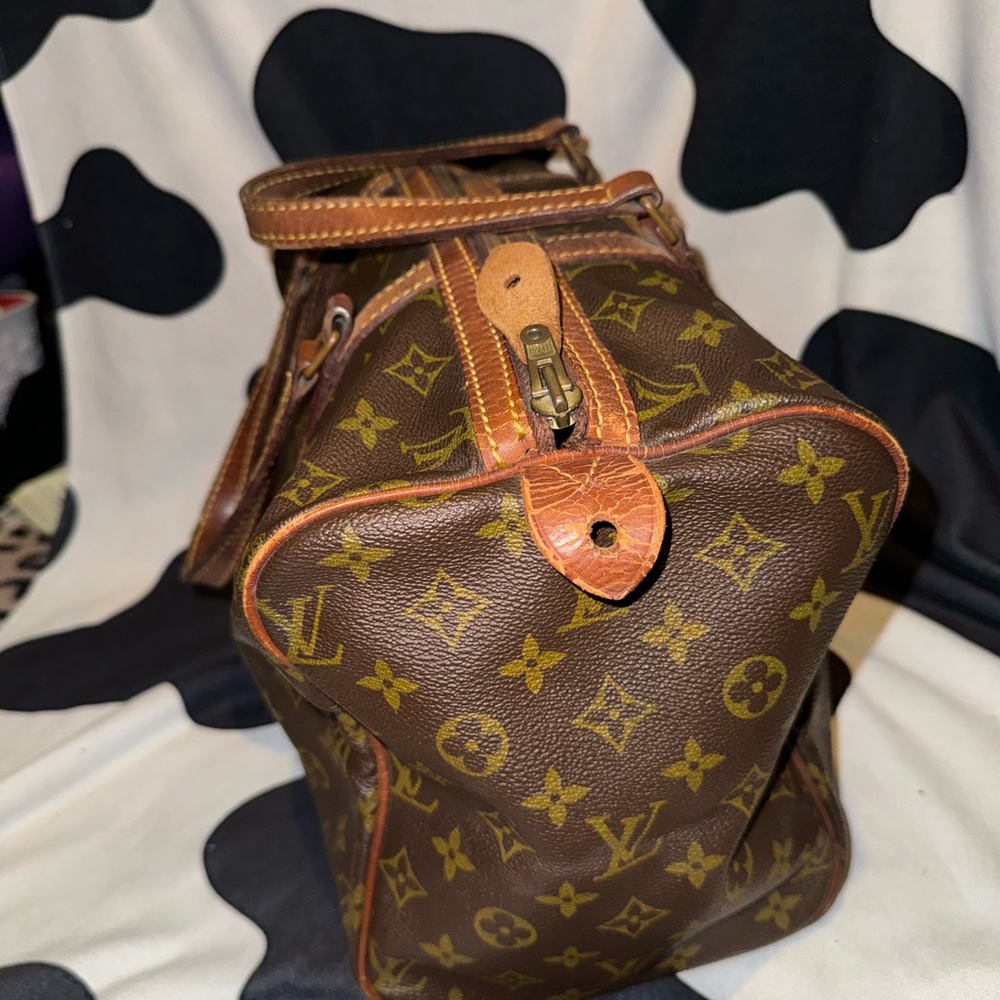 Vintage Louis Vuitton Duffle Bag - Picture 3 of 10